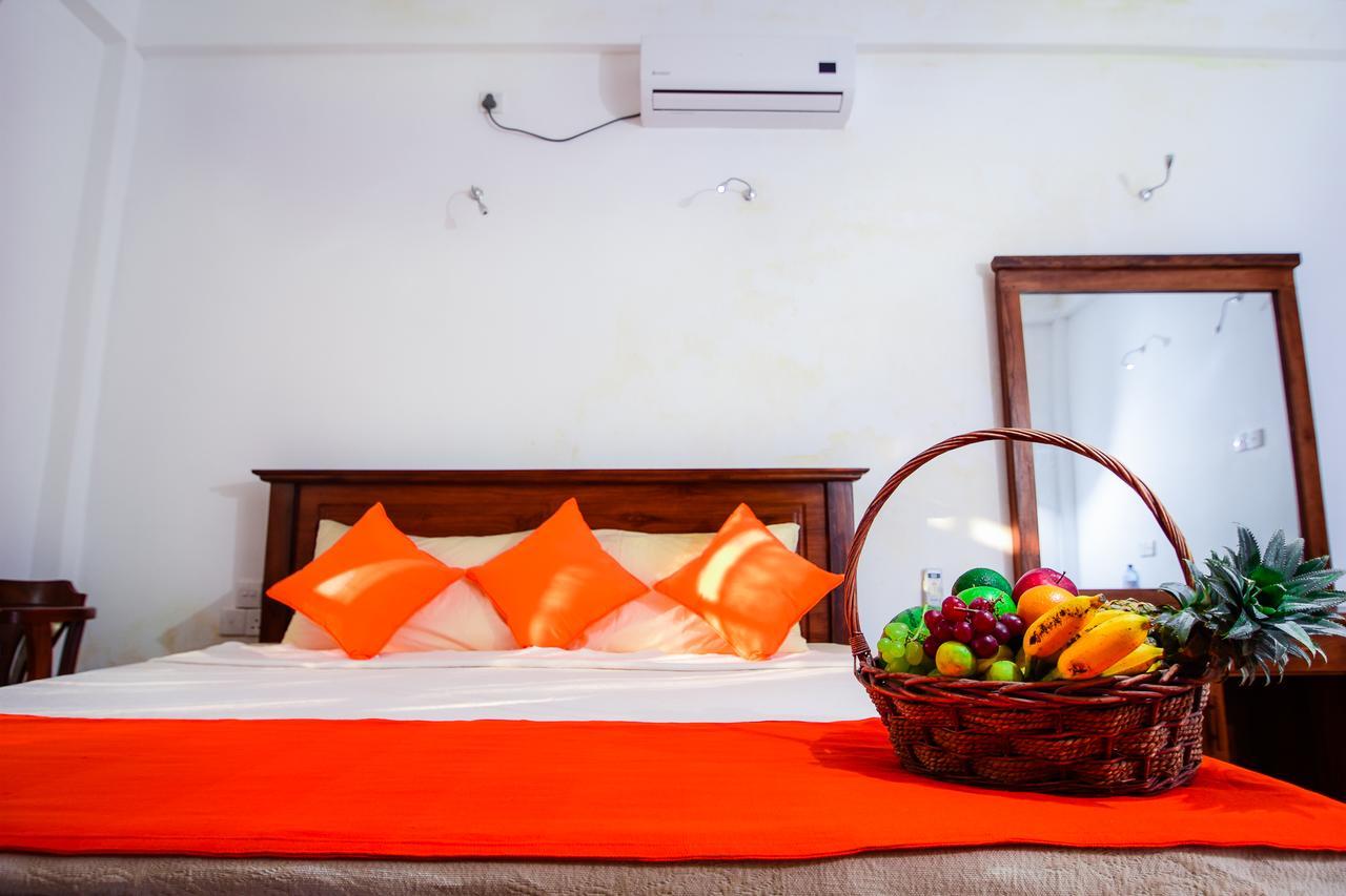 Heavens Door Guest Inn Kandy Exterior foto