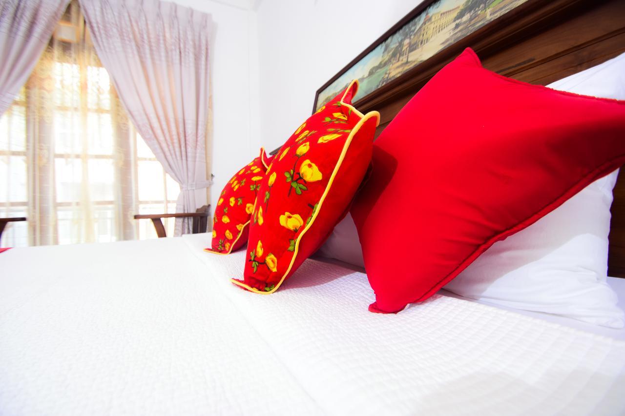 Heavens Door Guest Inn Kandy Exterior foto
