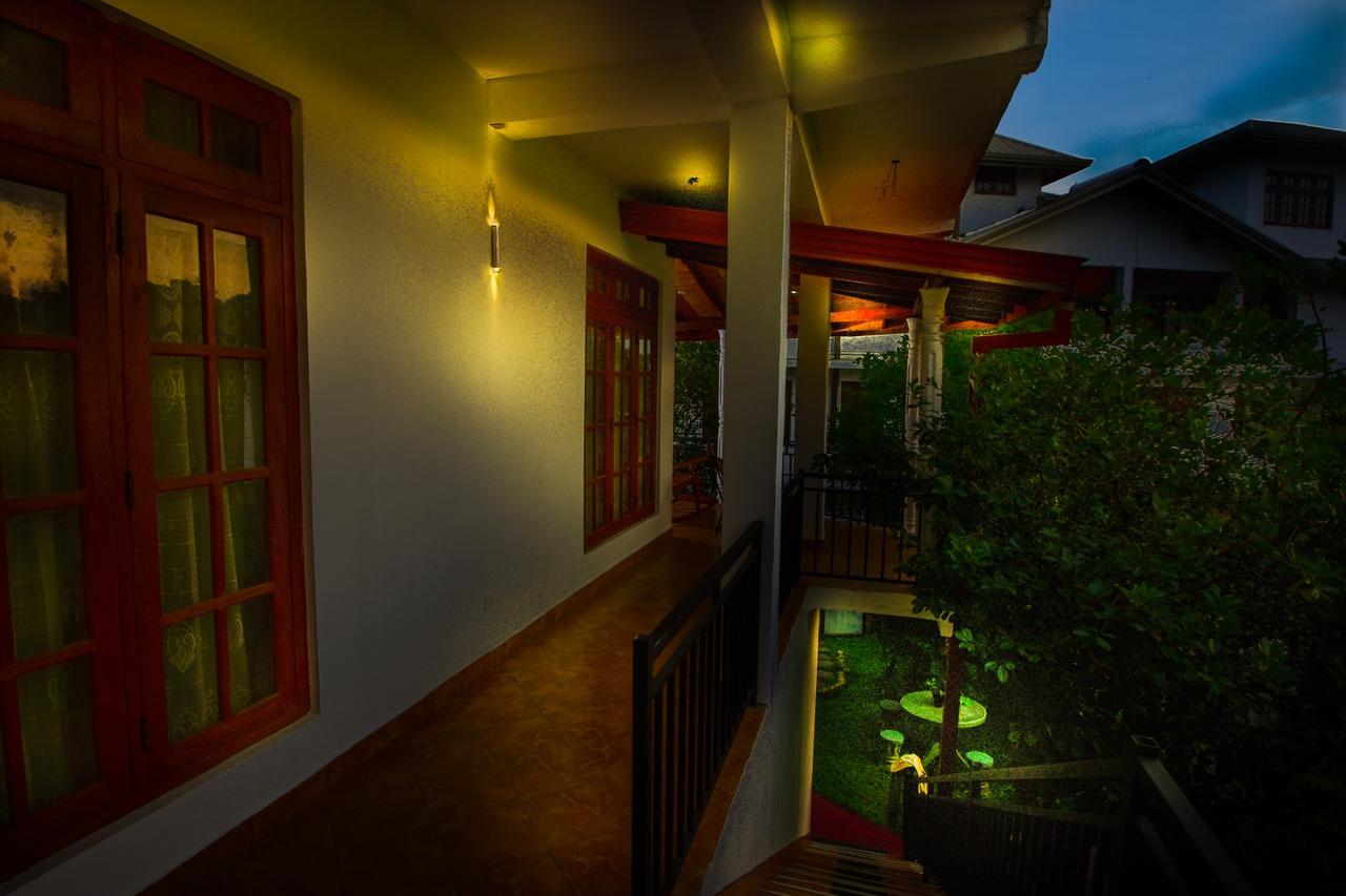 Heavens Door Guest Inn Kandy Exterior foto